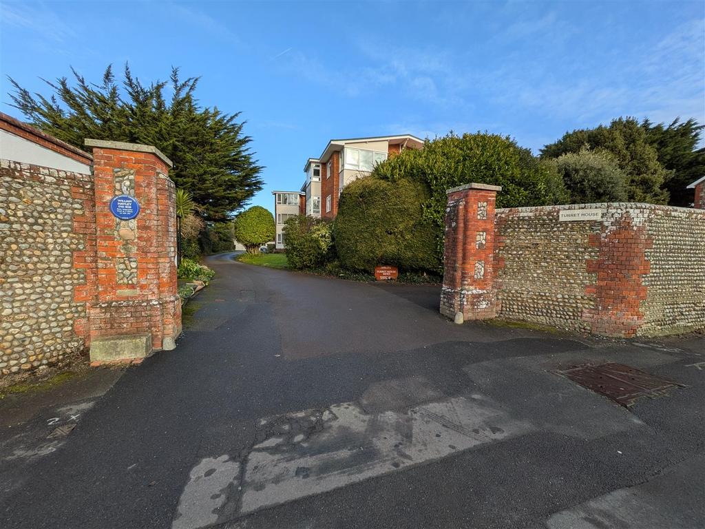 Entrance.jpg