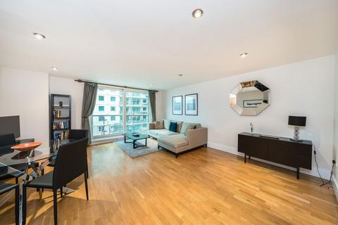 2 bedroom flat for sale - St. George Wharf, London SW8