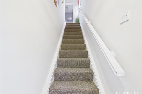 2 bedroom flat for sale, Briton Terrace, Consett, Durham