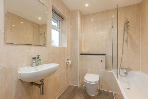 2 bedroom apartment to rent, Oak Lane, Sevenoaks, TN13 1UA