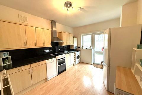 1 bedroom flat to rent, Hoveden Road