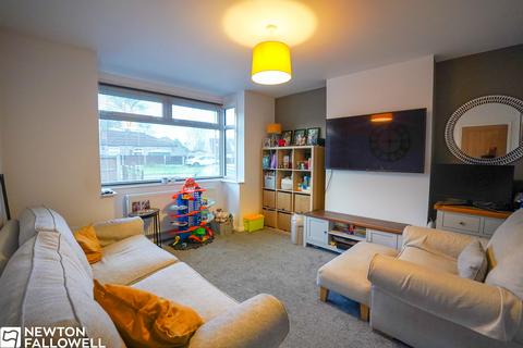 3 bedroom semi-detached house for sale, Strawberry Road, Retford DN22