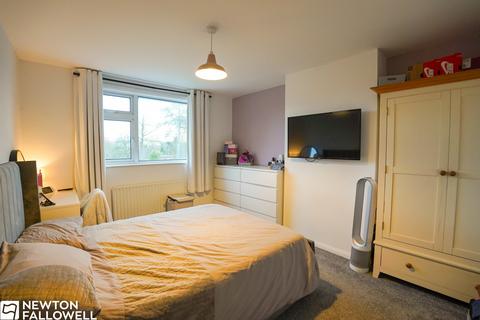3 bedroom semi-detached house for sale, Strawberry Road, Retford DN22