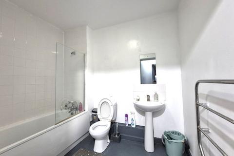 1 bedroom property to rent, Radnor House, 1272 London Road, London