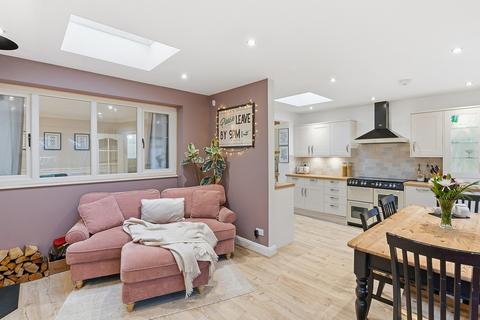 3 bedroom detached bungalow for sale, Marion Avenue, Shepperton, TW17