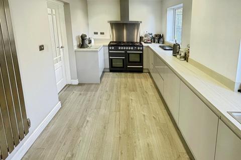 3 bedroom detached house for sale, Ton Tylluan, Bridgend, CF31