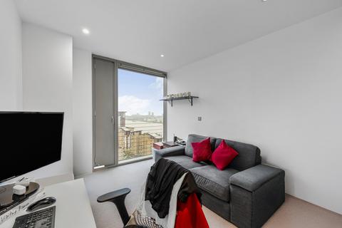 2 bedroom flat to rent, Landmark West Tower, 22 Marsh Wall, London
