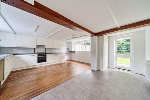 4 bedroom cottage to rent, Roe Green, Worsley, M28