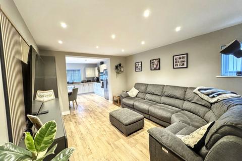 3 bedroom detached bungalow for sale, Troon Way, Abergele, Conwy, LL22 7TY