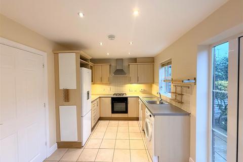3 bedroom terraced house to rent, Arlington Green, Mill Hill, NW7