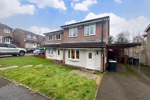3 bedroom detached house for sale, East Bank, Thorplands Brook, Northampton NN3