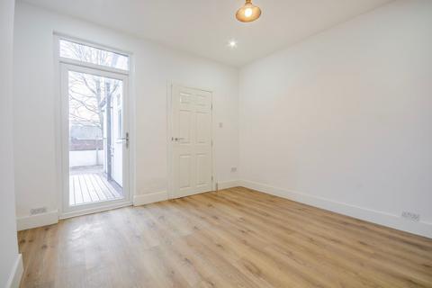 undefined, Crossman Street, Nottingham, Nottinghamshire, NG5 2HR