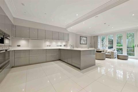 undefined, Kings Road, Windsor, Berkshire, SL4