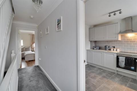 4 bedroom terraced house for sale, Greenacre Close, Sheffield, S12