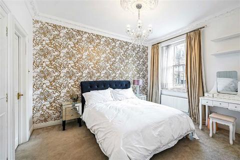 2 bedroom flat to rent, Inverness Terrace, London W2