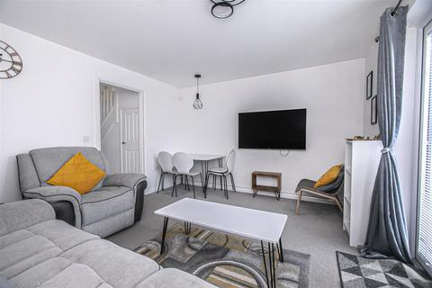 2 bedroom ground floor flat for sale, 15 Curlew Way, Inverkeithing, KY11 1FF