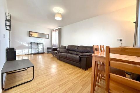 2 bedroom apartment for sale, Deanery Close, London N2