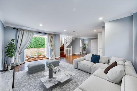 undefined, Randolph Road, London