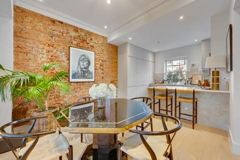3 bedroom apartment to rent, Ledbury Road, London