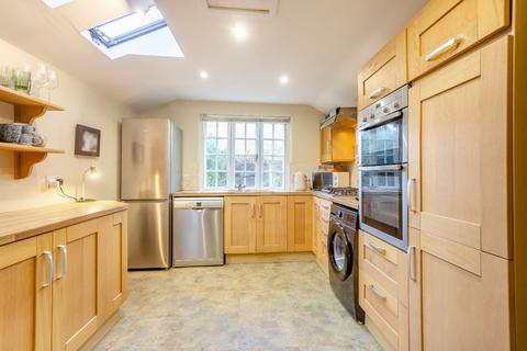 4 bedroom terraced house for sale, Thomas Street, Cirencester, Gloucestershire, GL7