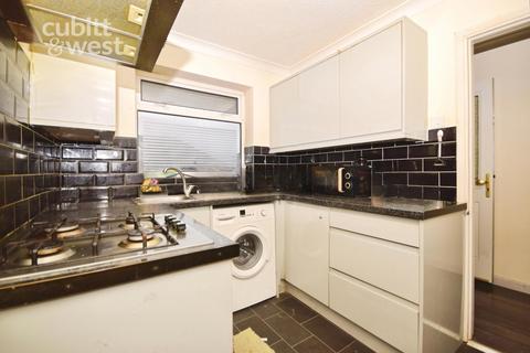 3 bedroom detached bungalow to rent, Vernon Avenue, Brighton, BN2