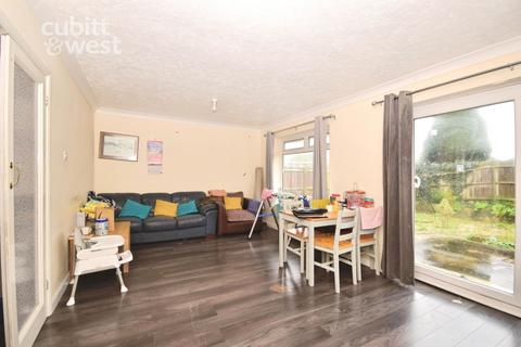 3 bedroom detached bungalow to rent, Vernon Avenue, Brighton, BN2