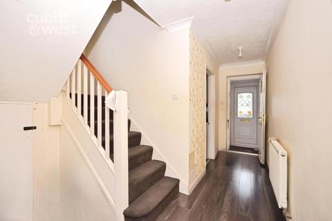 3 bedroom detached bungalow to rent, Vernon Avenue, Brighton, BN2