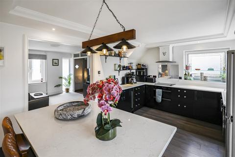 3 bedroom semi-detached house for sale, Markings Field, Saffron Walden CB10