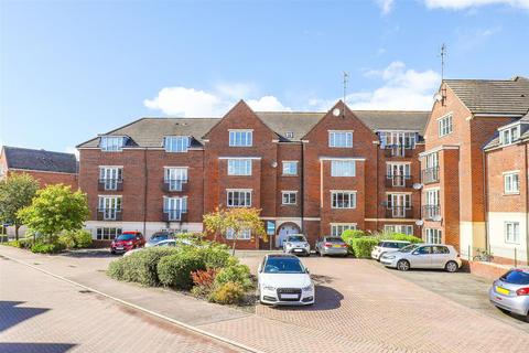 Edison Way, Nottingham NG5