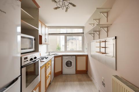 2 bedroom flat to rent, Harley Court, Harley Place, BS8