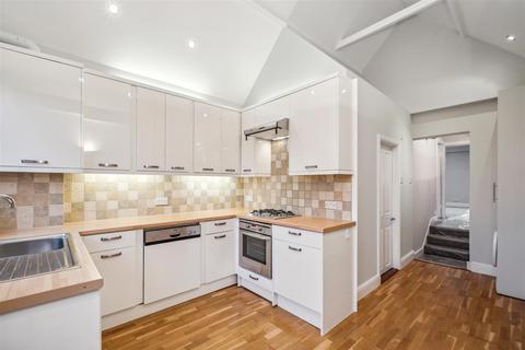 undefined, Station Parade, Chiswick, London