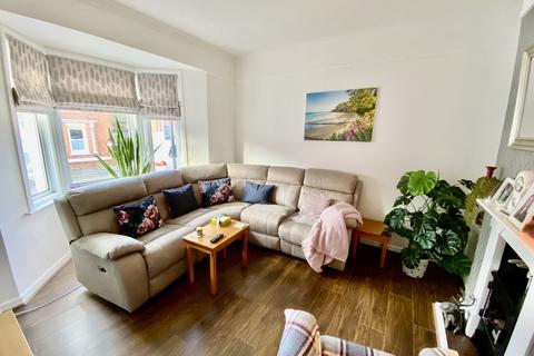 3 bedroom semi-detached house for sale, St. Davids Road, East Cowes,