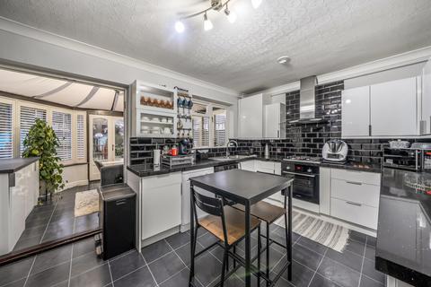 3 bedroom end of terrace house for sale, Charlton Park Lane, Charlton, Greenwich, SE7