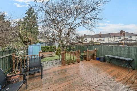 3 bedroom end of terrace house for sale, Charlton Park Lane, Charlton, Greenwich, SE7