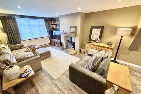 3 bedroom detached house for sale, Brooks Terrace, Bradford BD13