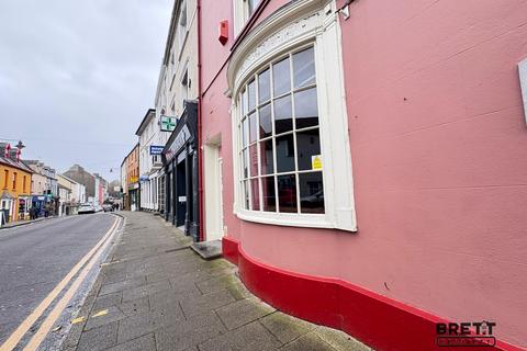 Shop to rent - 29a Main Street, Pembroke, Pembrokeshire. SA71 4JS