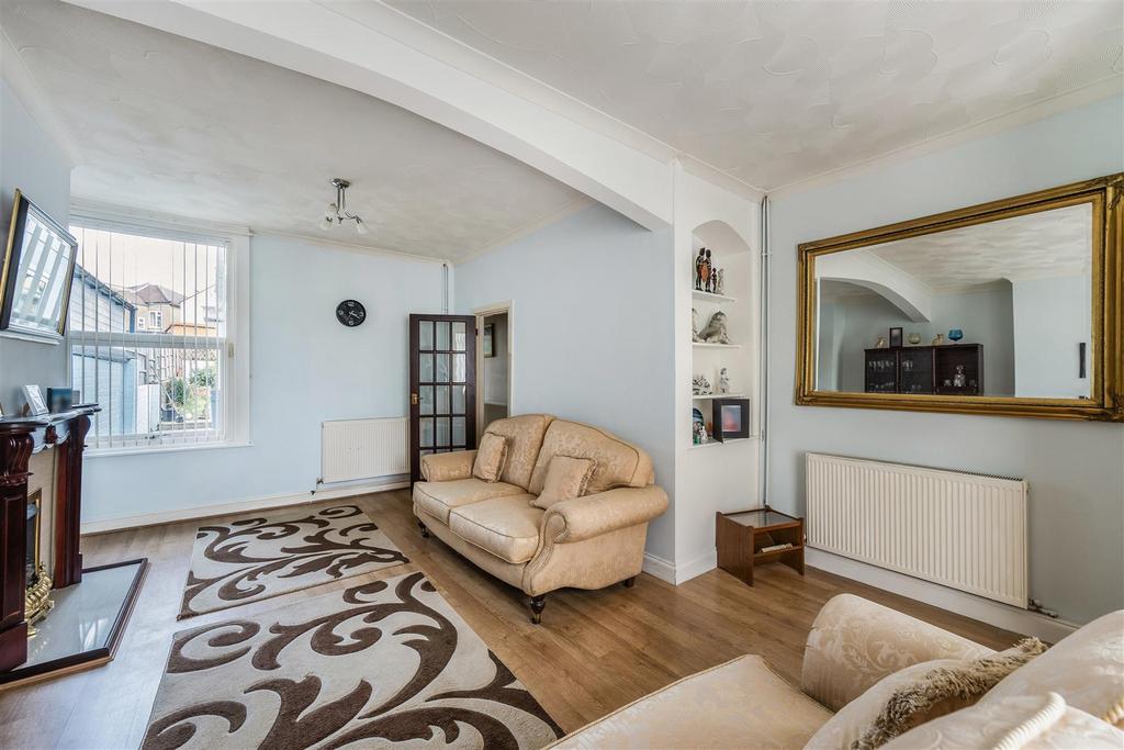 Sitting Room.jpg