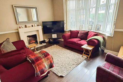 4 bedroom detached house for sale, Peters Drive, Leicester, LE5
