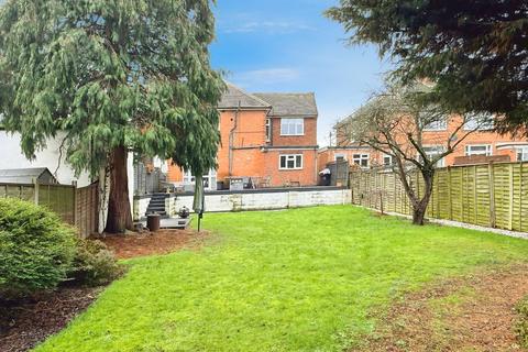 4 bedroom detached house for sale, Peters Drive, Leicester, LE5