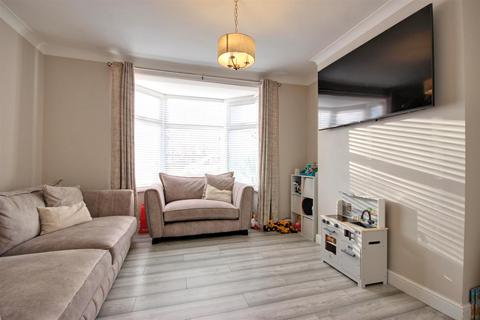 3 bedroom terraced house for sale, Bricknell Avenue, Hull