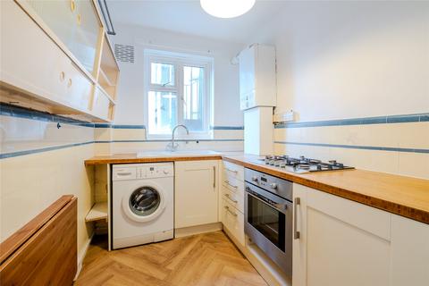 3 bedroom apartment for sale, Streatham High Road, London SW16