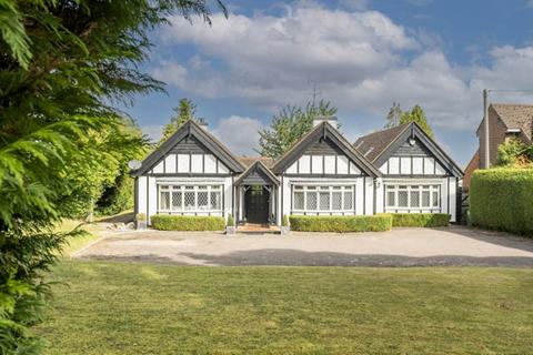 undefined, Ellesborough Road, Butlers Cross