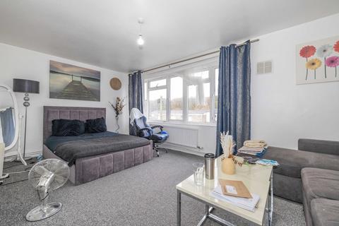 1 bedroom flat for sale, Tennyson Avenue, Canterbury, Kent, CT1