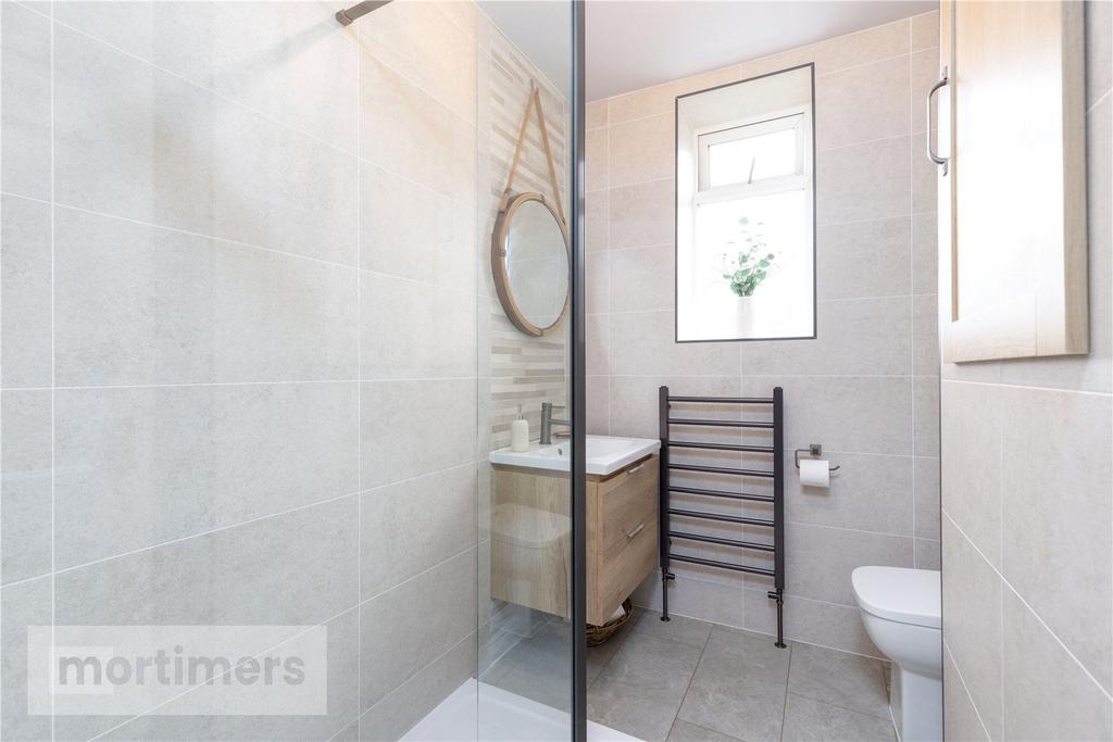 Family Shower Room