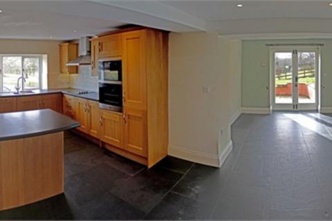 4 bedroom detached house to rent, Farther Fence End Farmhouse, Thornton-in-Craven, Nr Skipton, BD23