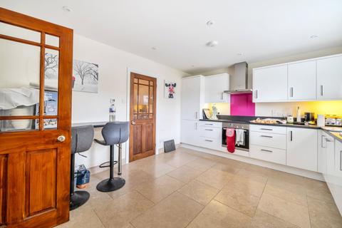 undefined, The Chipping, Wotton-Under-Edge, Gloucestershire, GL12