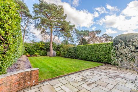 undefined, Pine Tree Hill, Surrey GU22