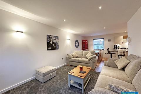 2 bedroom flat for sale, Brunel House, The Old Market, Yarm, TS15 9US