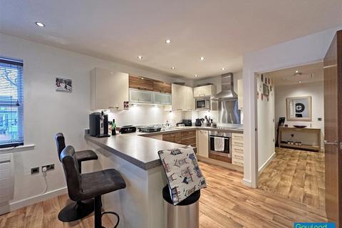 2 bedroom flat for sale, Brunel House, The Old Market, Yarm, TS15 9US