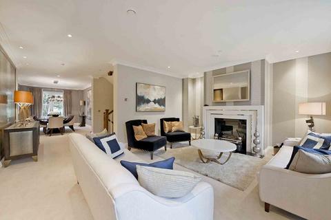 undefined, Kings Road, Windsor, Berkshire